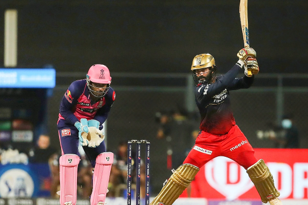 தற்கொலைக்கு முயன்ற தினேஷ் கார்த்திக்! மனைவி செய்த துரோகம்... தடைகளை தாண்டி உச்சம் தொடும் தமிழன்