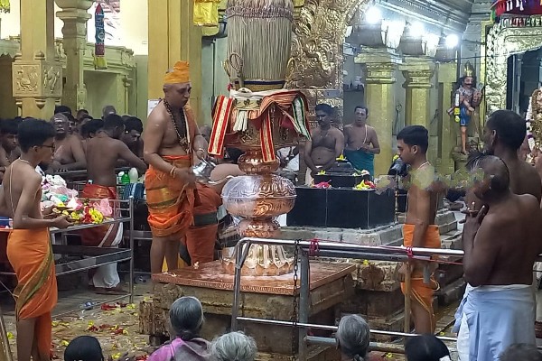 பிரசித்தி பெற்ற ஸ்ரீ வல்லிபுர ஆழ்வார் ஆலய கொடியேற்றம்!...