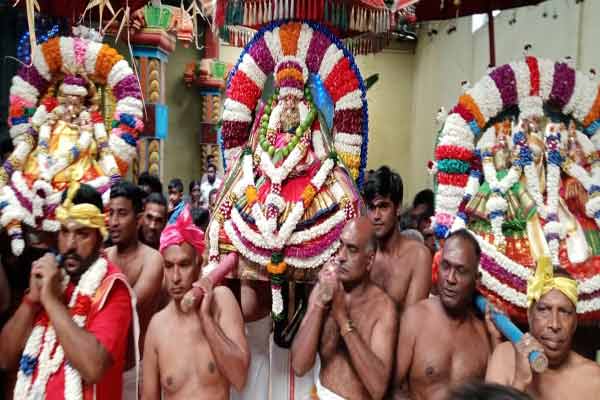 ஹோல்புறூக் நகர் ஸ்ரீ முத்துமாரியம்மன் ஆலயத்தின் வருடாந்த தேர்த்திருவிழா